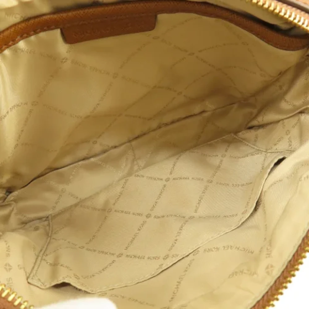 Michael Kors Pre-owned Canvas shoulder-bags Brown Dames