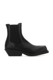 Botas de tobillo Chelsea de cuero negro