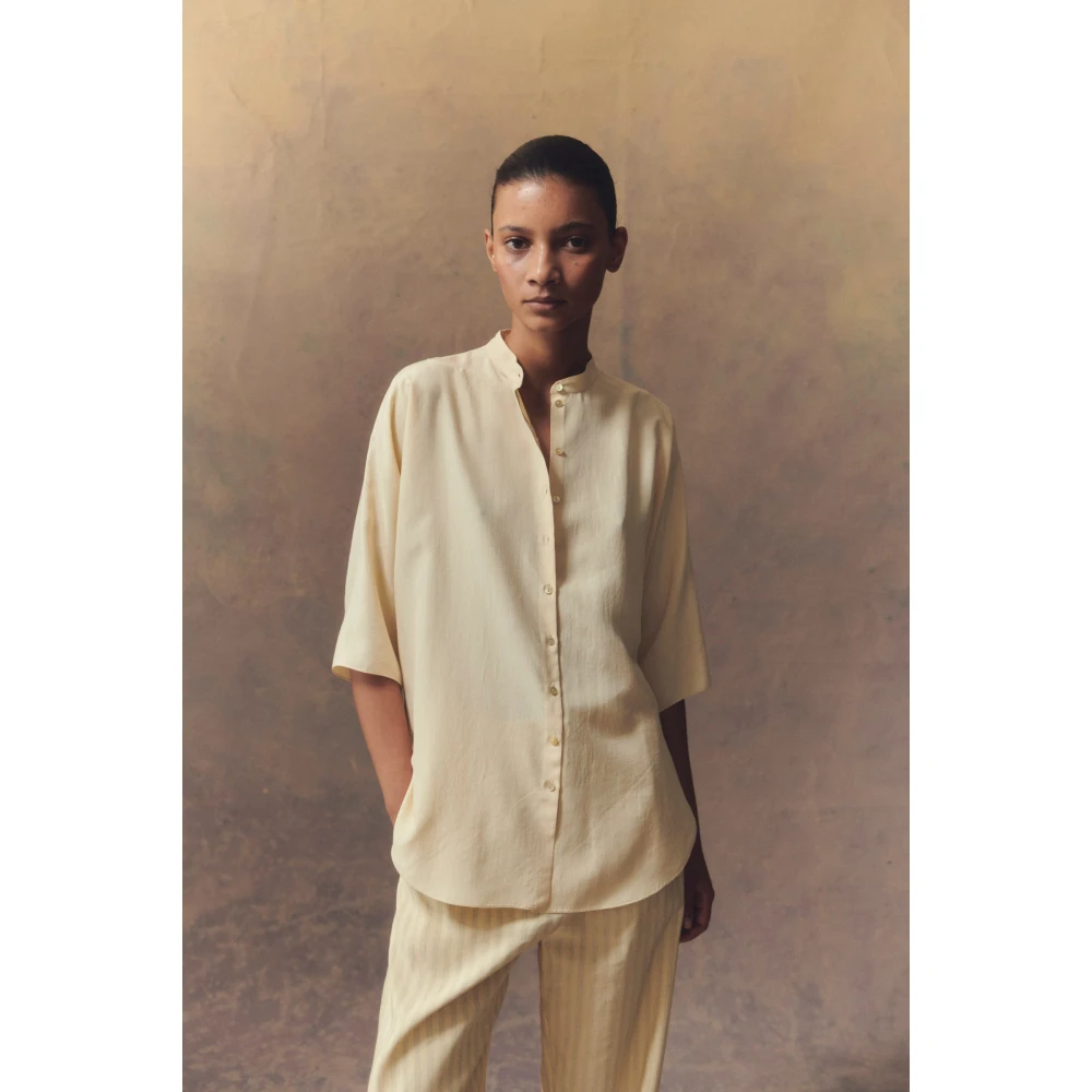 Cortana Zijden Vanille Shirt met Mao Kraag Yellow Dames