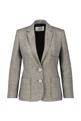 buttoned-blazer