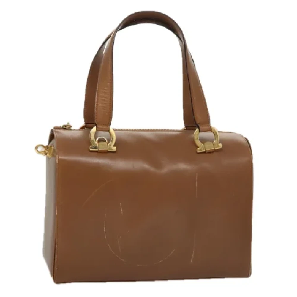 Salvatore Ferragamo Pre-owned Leather handbags Beige Dames