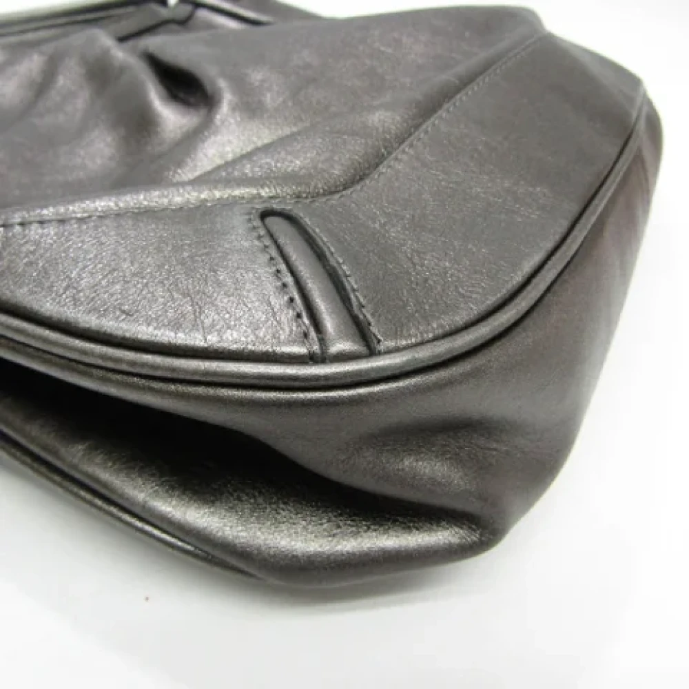 Burberry Vintage Pre-owned Leather shoulder-bags Gray Dames