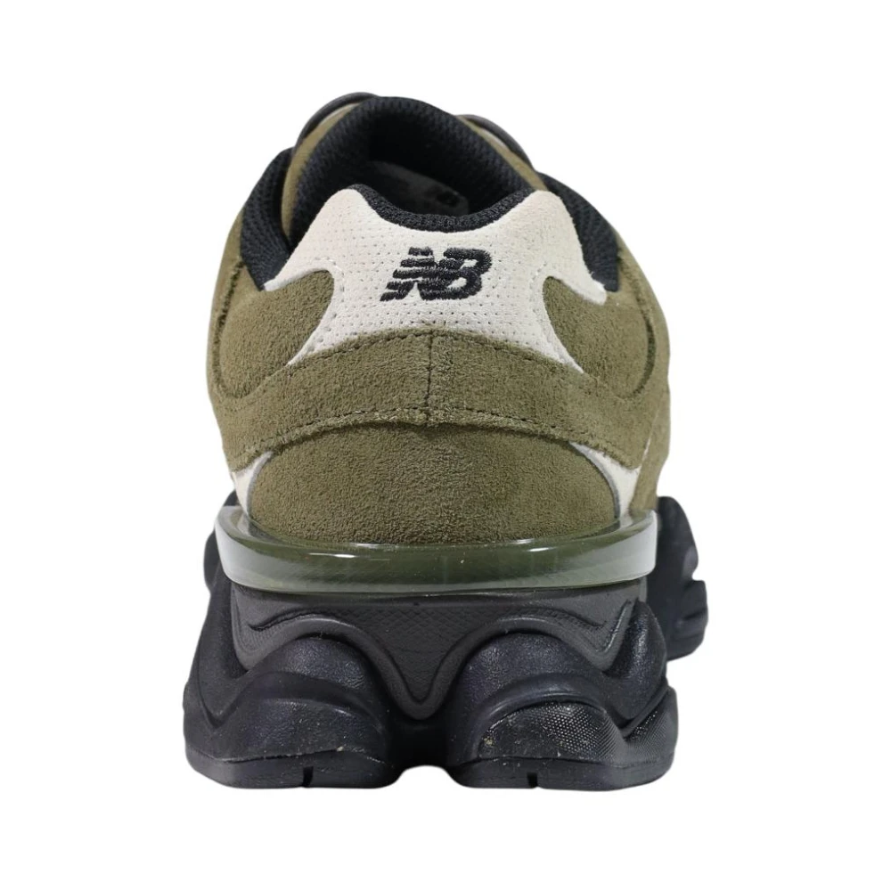 New Balance 9060 Sneakers