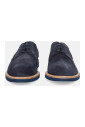 chaussure-classique-en-daim-bleu
