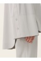 chemise-oversize-a-fermeture-boutonnee-invisible