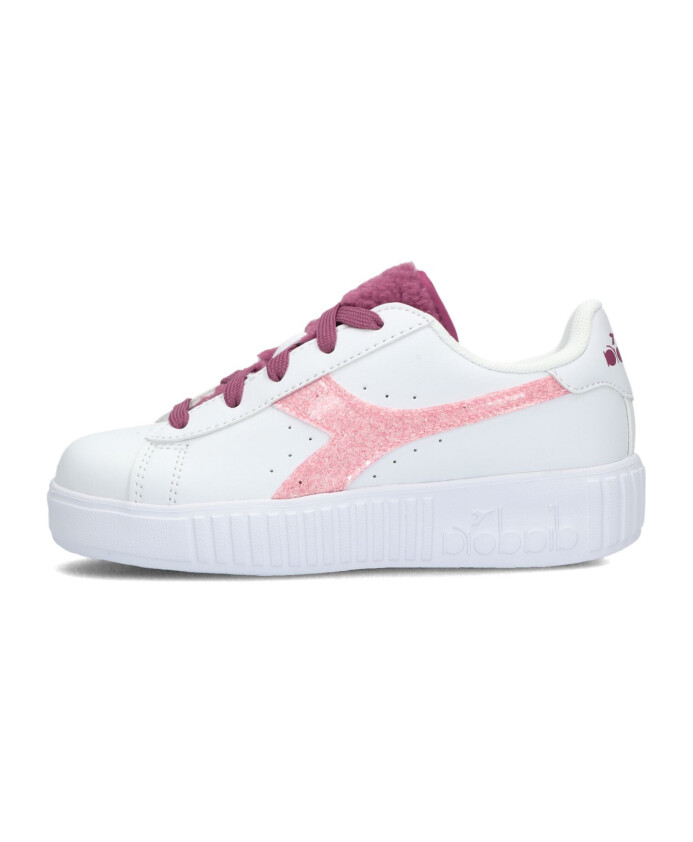fluffy-game-step-sneakers
