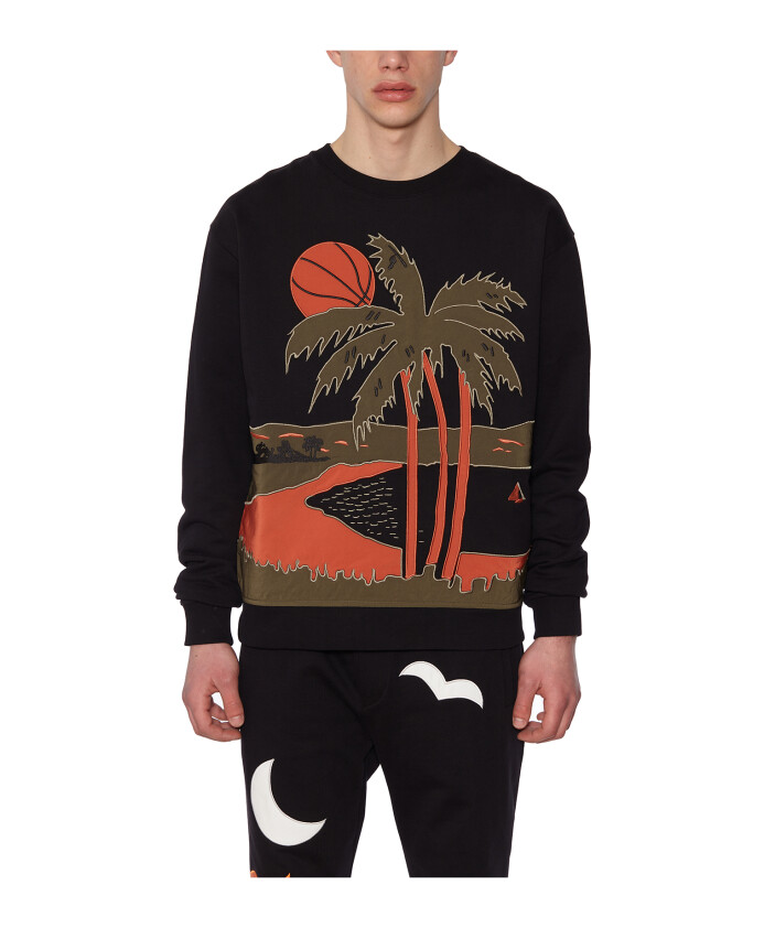 sweat-shirts