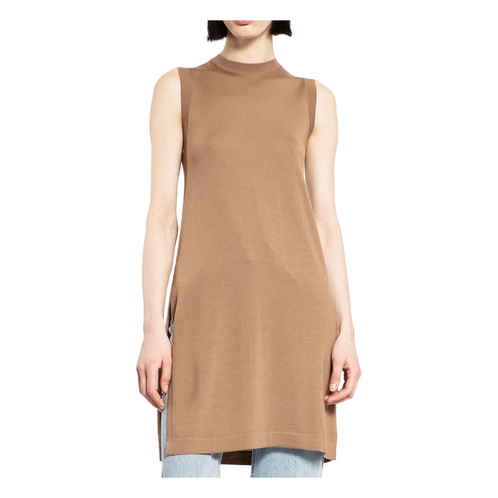 Max Mara Geribbelde Mock Neck Mouwloze Top Beige Dames