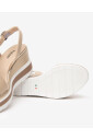 sandales-compensees-beiges-avec-style-zeppa