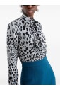 chemise-en-charmeuse-de-soie-imprime-leopard