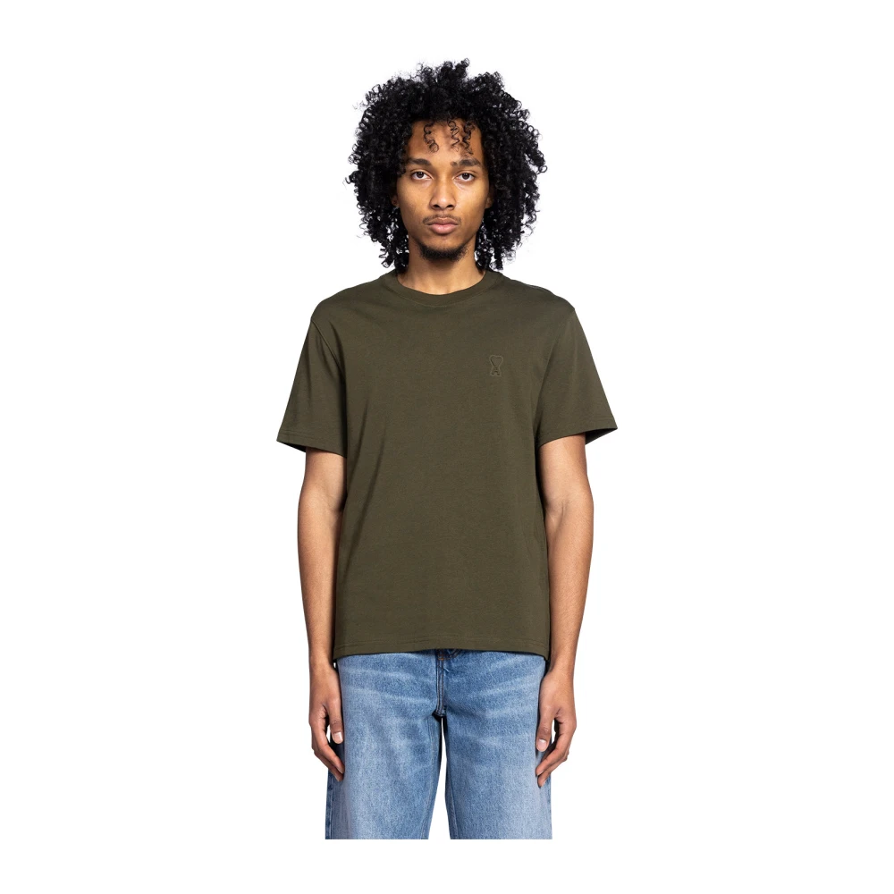 Ami Paris Geëmbosseerd Klassiek T-shirt in Loden Green Heren