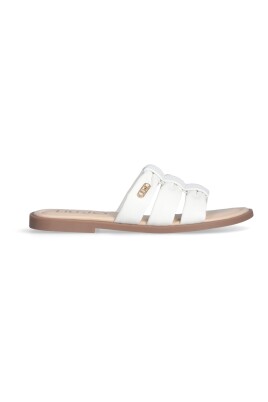 white-flat-sandals-with-saffiano-print
