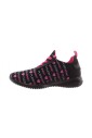 baskets-de-course-noires-fuxia