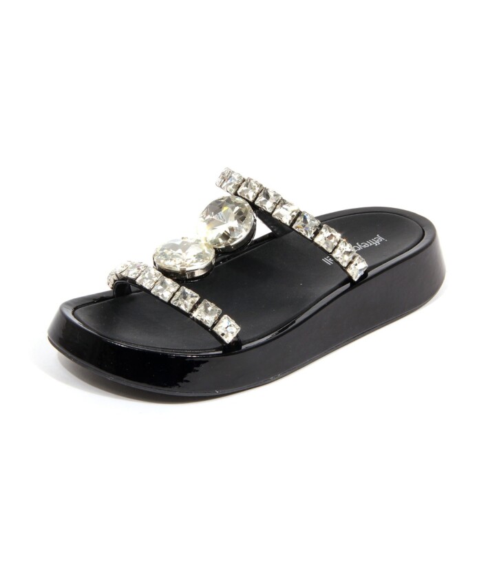 mules-strass-avec-modele-zhao