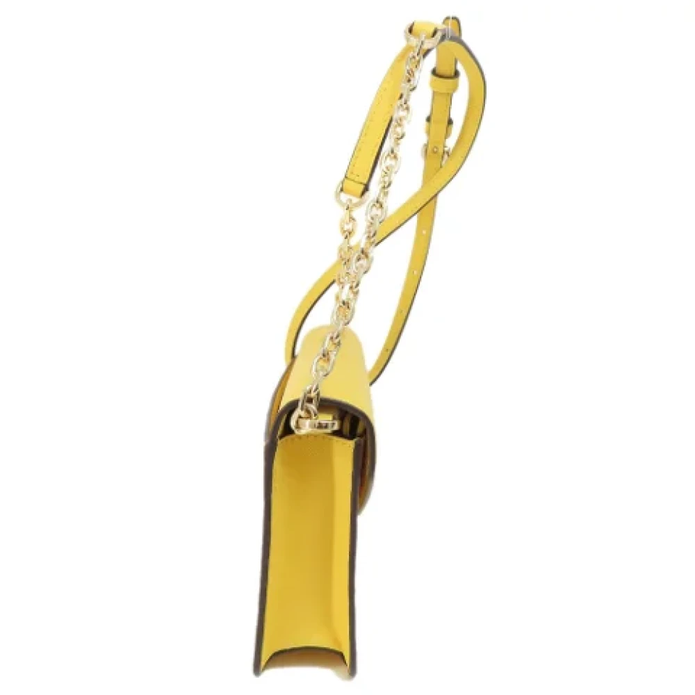 Michael Kors Pre-owned Leather shoulder-bags Yellow Dames