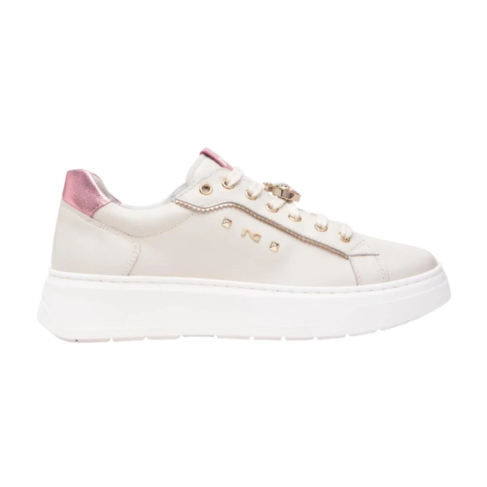 Nerogiardini Witte leren sneakers met metallic details Dames Schoenen Beige