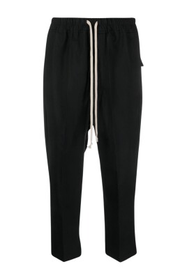 contrasting-drawstring-cropped-bukser