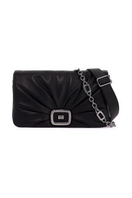 stylish-bag-for-everyday-use