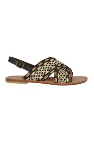 Vävda platta sandaler