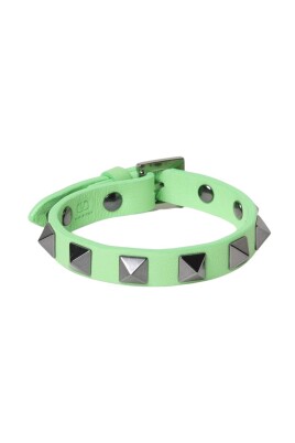 studded-leather-bracelet
