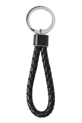 porte-cles-en-cuir-tresse