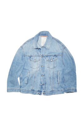 veste-en-jean-courte