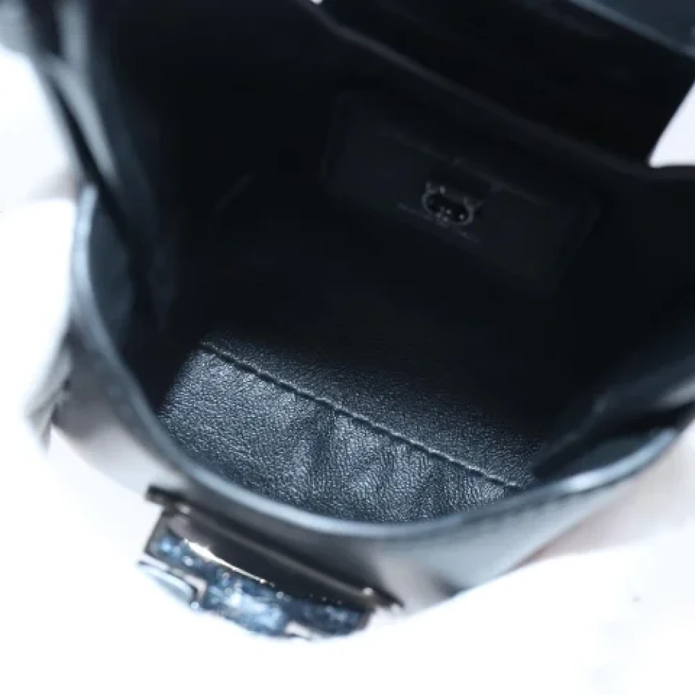 Salvatore Ferragamo Pre-owned Leather handbags Black Dames
