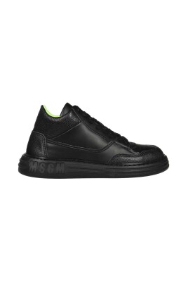 round-toe-lace-up-sneakers
