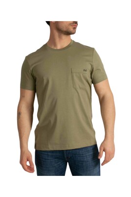 round-neck-t-shirt
