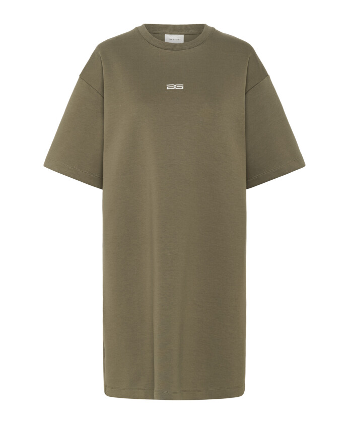 tortue-de-mer-robe-courte