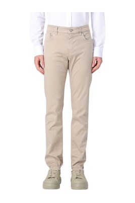 casual-slim-fit-jeans
