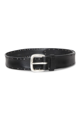 black-leather-belt-stylish-accessories