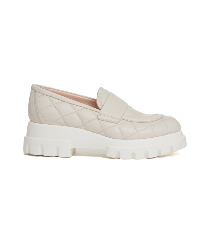 mocassin-en-cuir-blanc