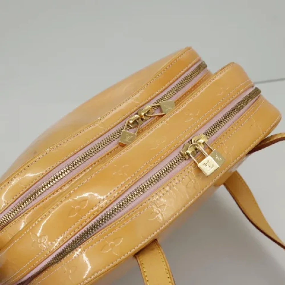 Louis Vuitton Vintage Pre-owned Leather backpacks Beige Dames