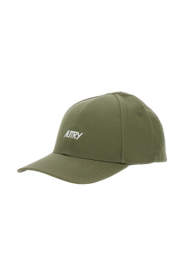 casquette-de-baseball-verte-avec-detail-du-logo