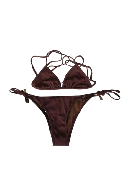 Stilren bikini för strandälskare
