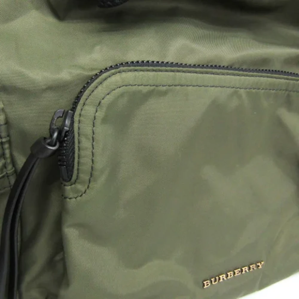 Burberry Vintage Pre-owned Nylon shoulder-bags Green Dames