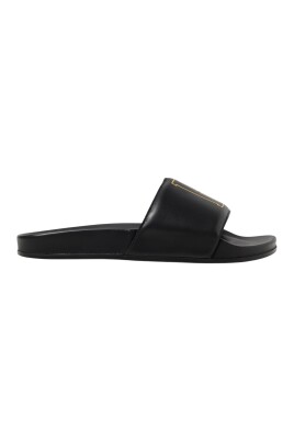 casual-leather-slides