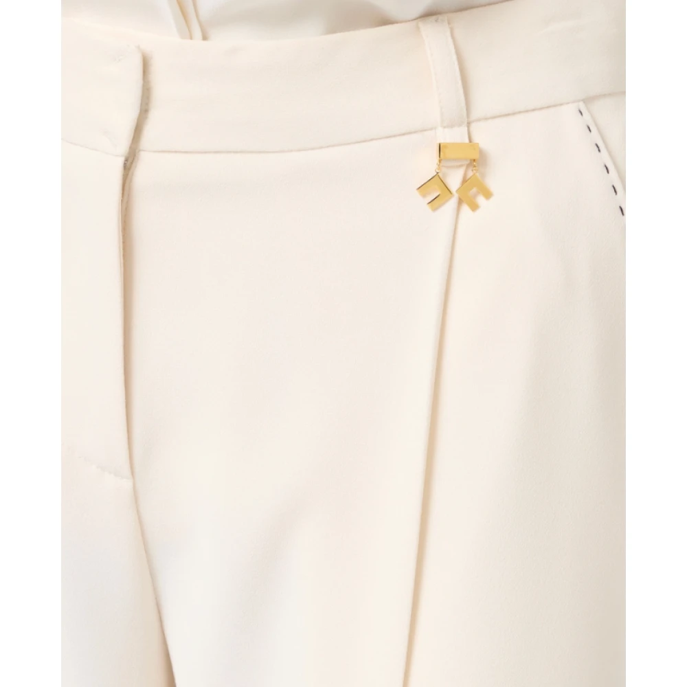 Elisabetta Franchi Crepe broek met gouden charme detail Yellow Dames