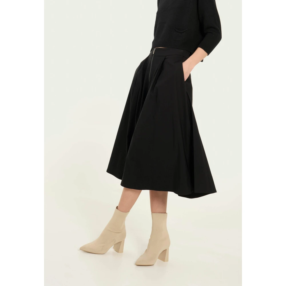 Vicario Cinque Wijd uitlopende Bengalin Rok met Voorrits Black Dames