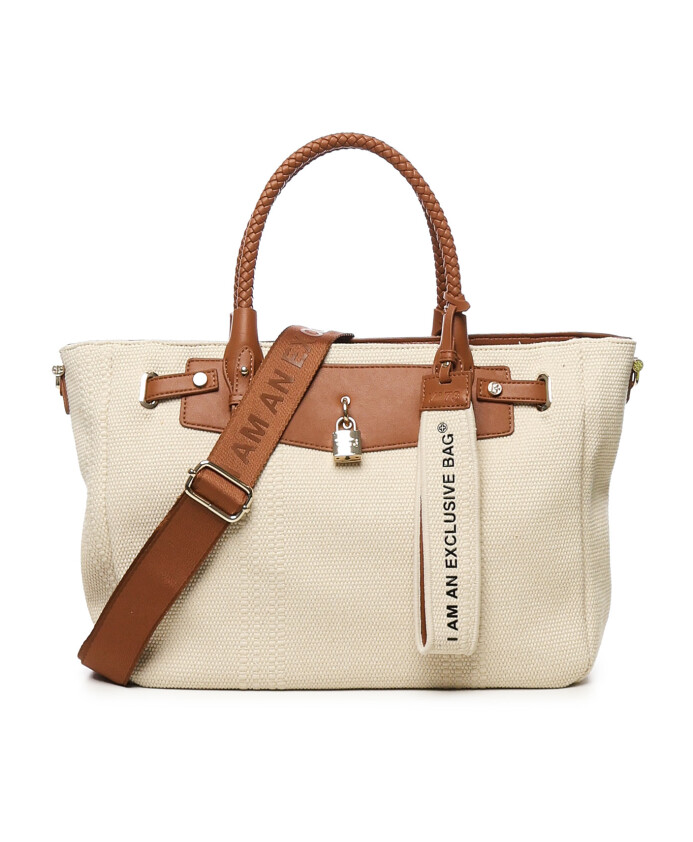 stijlvolle-tassen-met-gepersonaliseerde-details