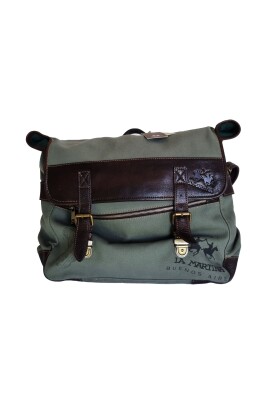 weekend-bag-travel-document-holder