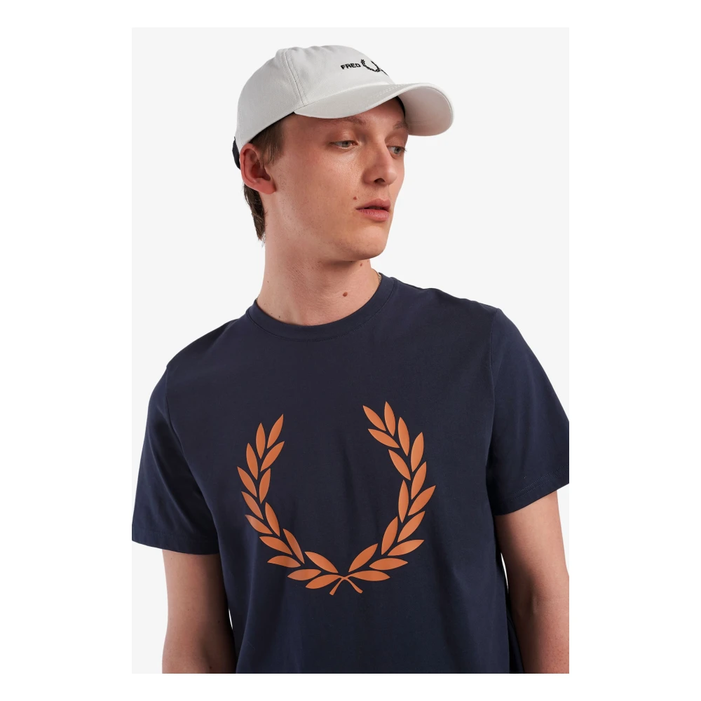 Fred Perry Grafisch Crew Neck T-Shirt met Flock Laurel Wreath Blue Heren
