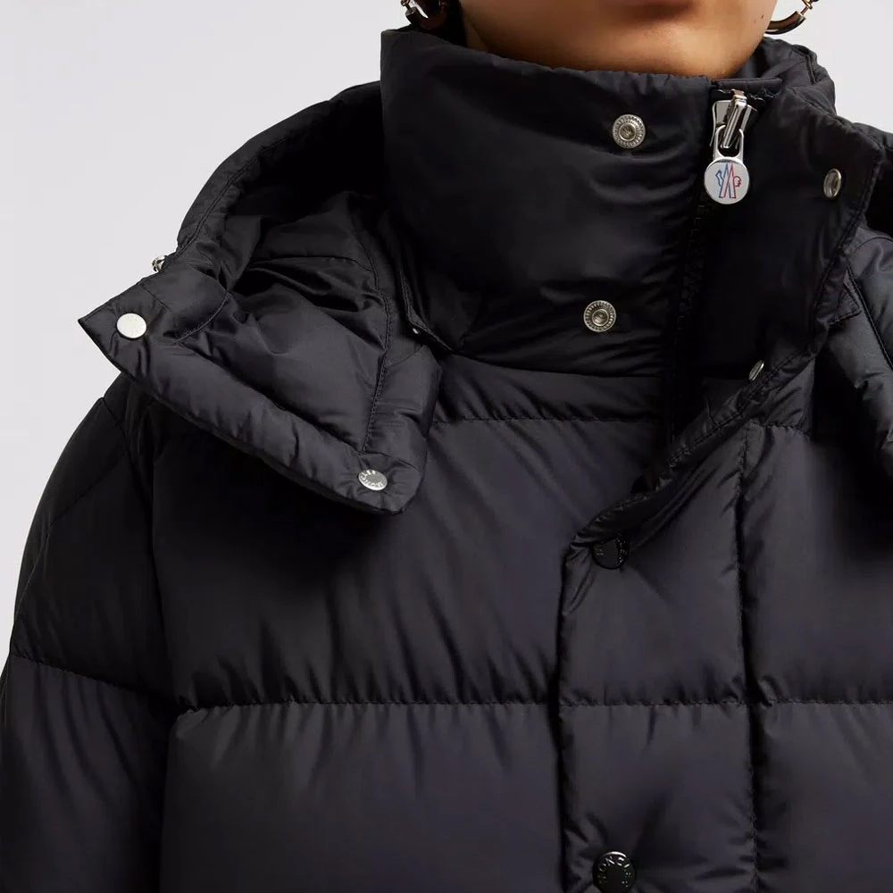 Moncler Maya Korte Donsjas Zwart Black Dames