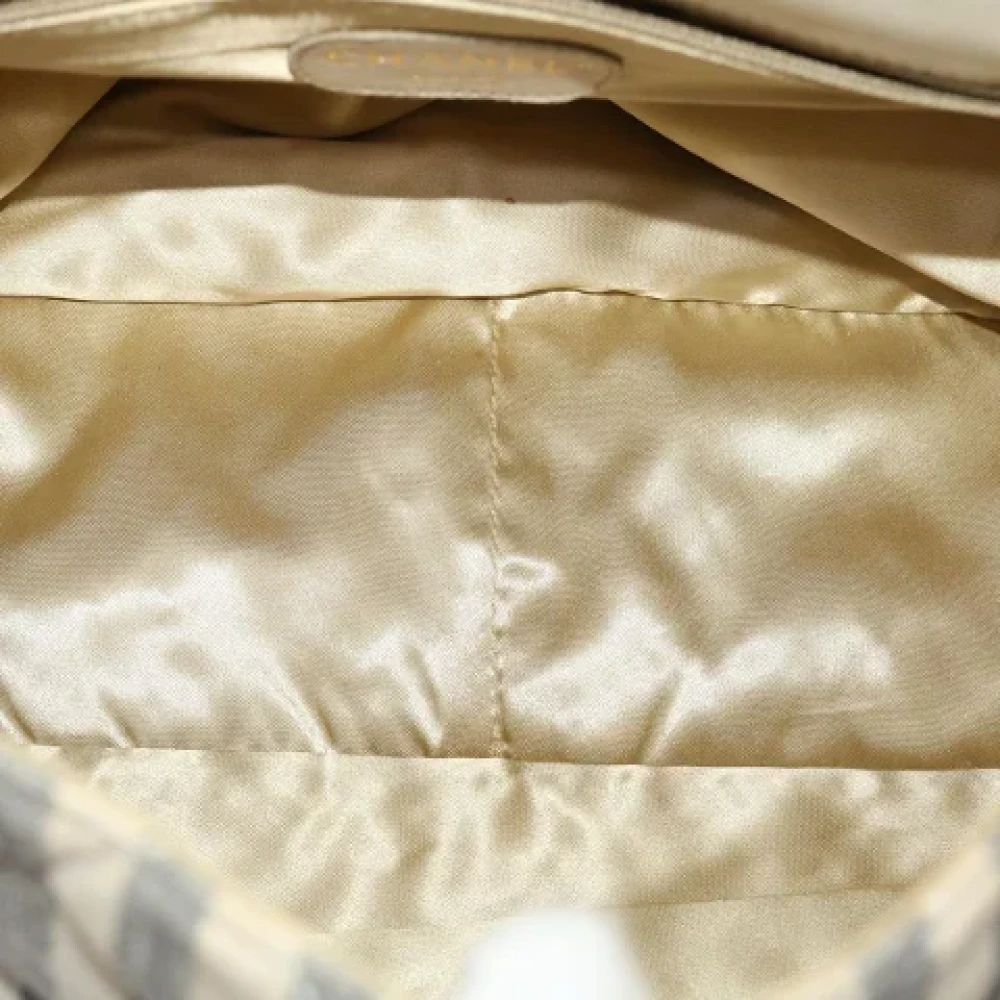 Chanel Vintage Pre-owned Canvas shoulder-bags Beige Dames