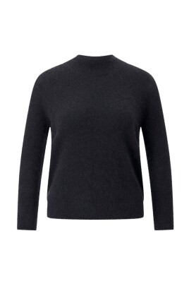 cashmere-knit-sweater