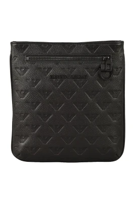 Crossbody Flat
