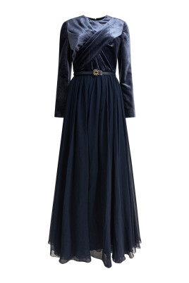 blue-silk-dress-for-special-occasions