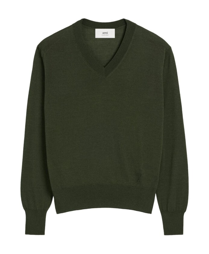 green-v-neck-sweater-with-ribbed-details