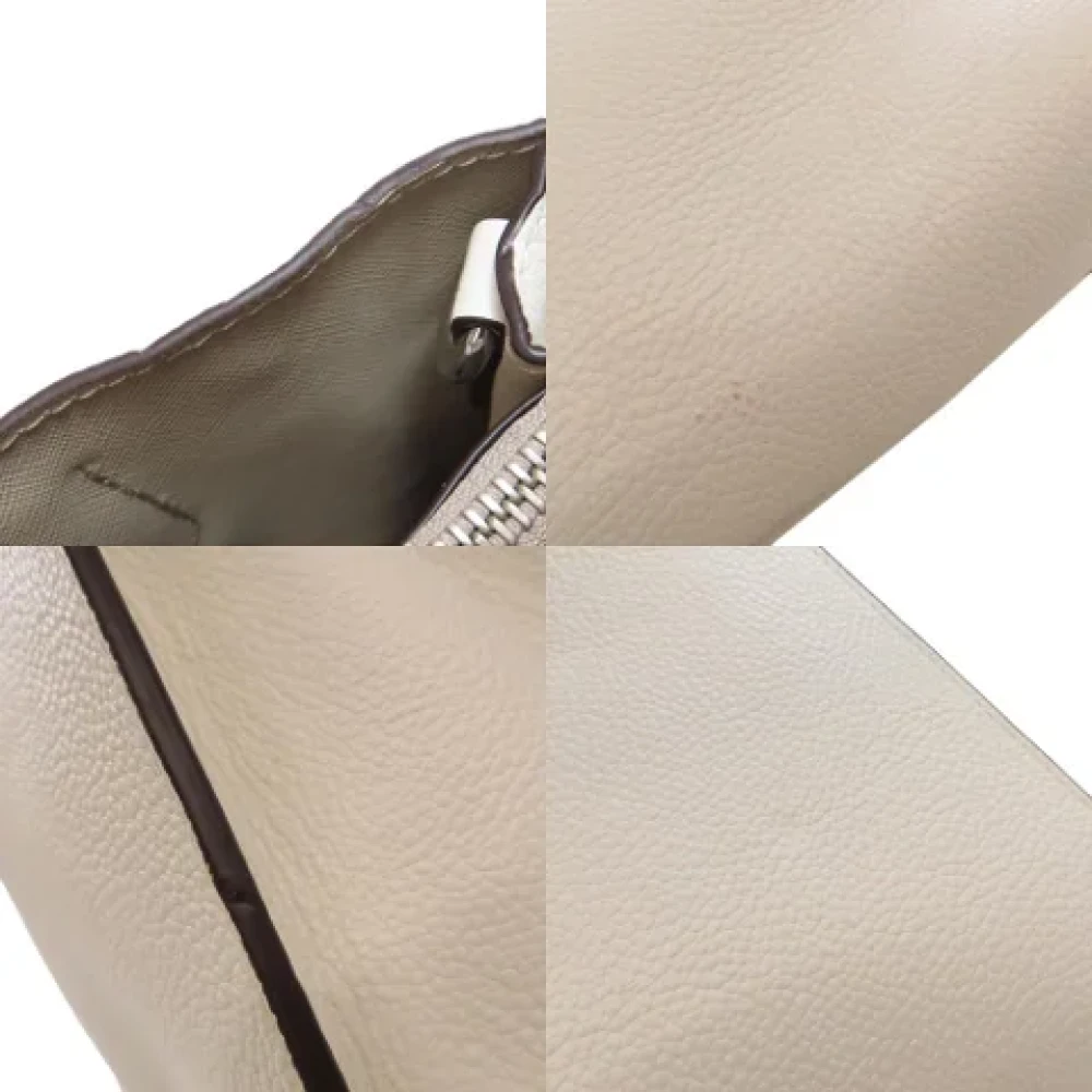 Michael Kors Pre-owned Leather shoulder-bags White Dames